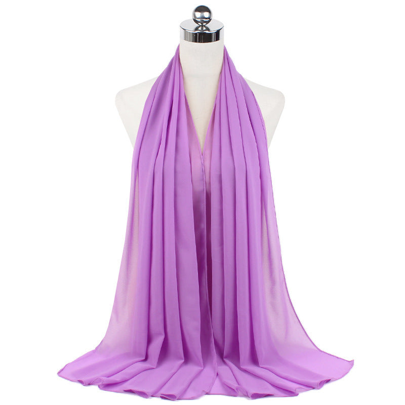 Chic Monochrome Chiffon Hijab with Pearl Detail – Lightweight Wrap