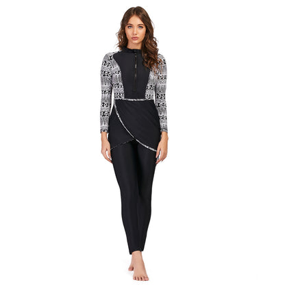 Modest Full-Coverage Swimsuit – Elegant & Comfortable