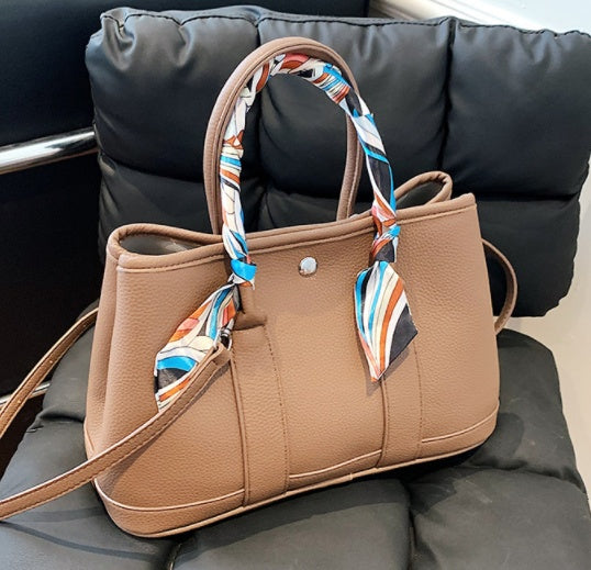 Floral Wild Garden Scarf Tote – Shoulder & Crossbody Chic