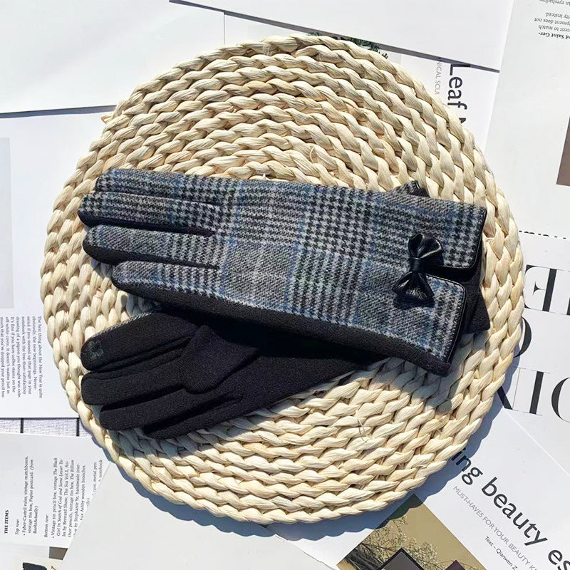 Warm Woolen Riding Gloves – Touch Screen & Contrast Colour