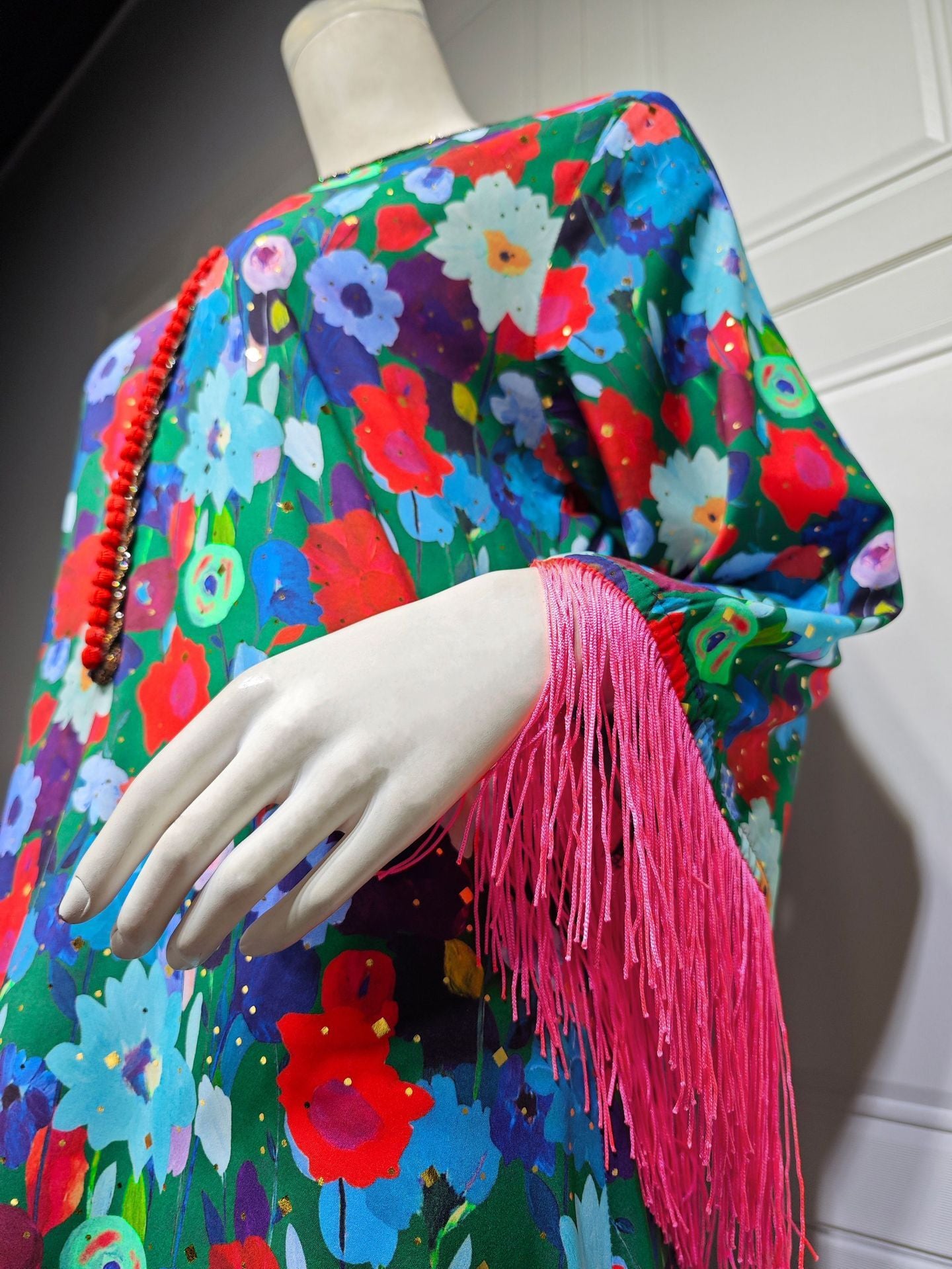 Elegant Bronze Printed Abaya – Modest & Glamorous Evening Wear