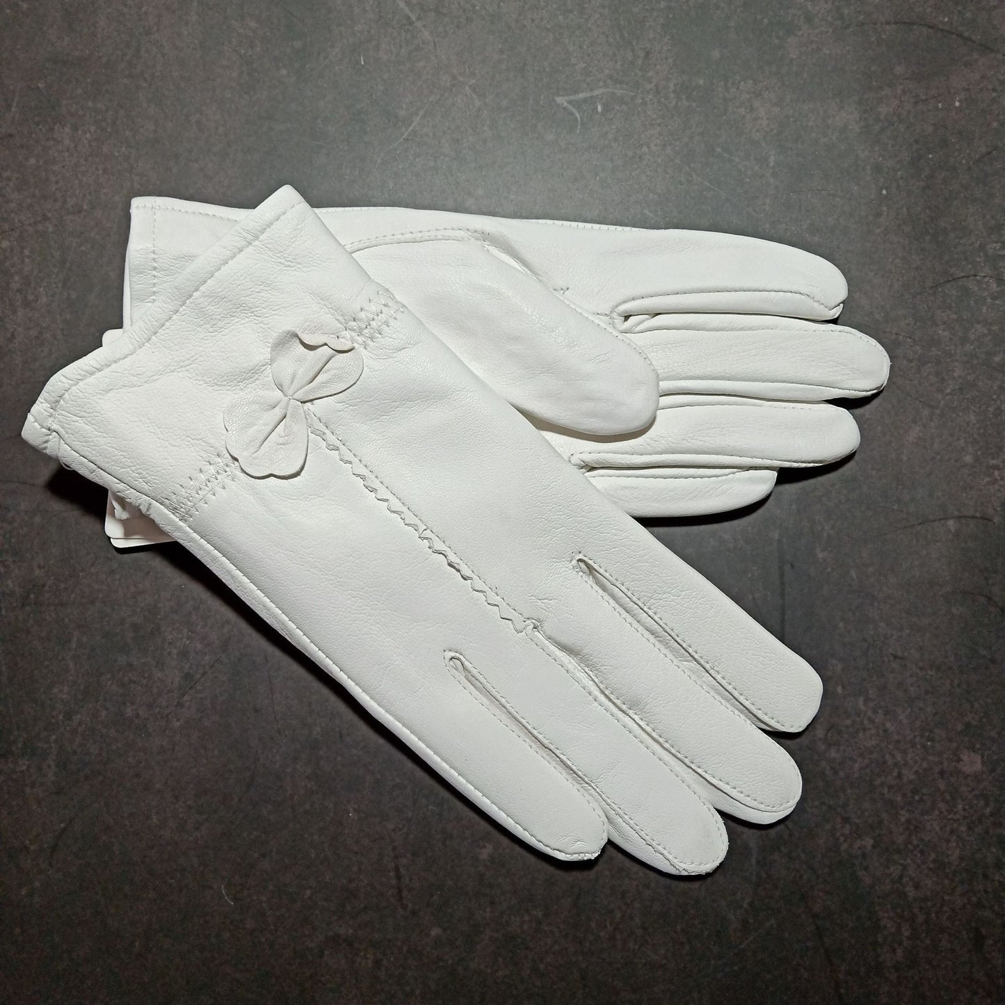 Women’s Elegant Warm Gloves – Soft Winter Comfort