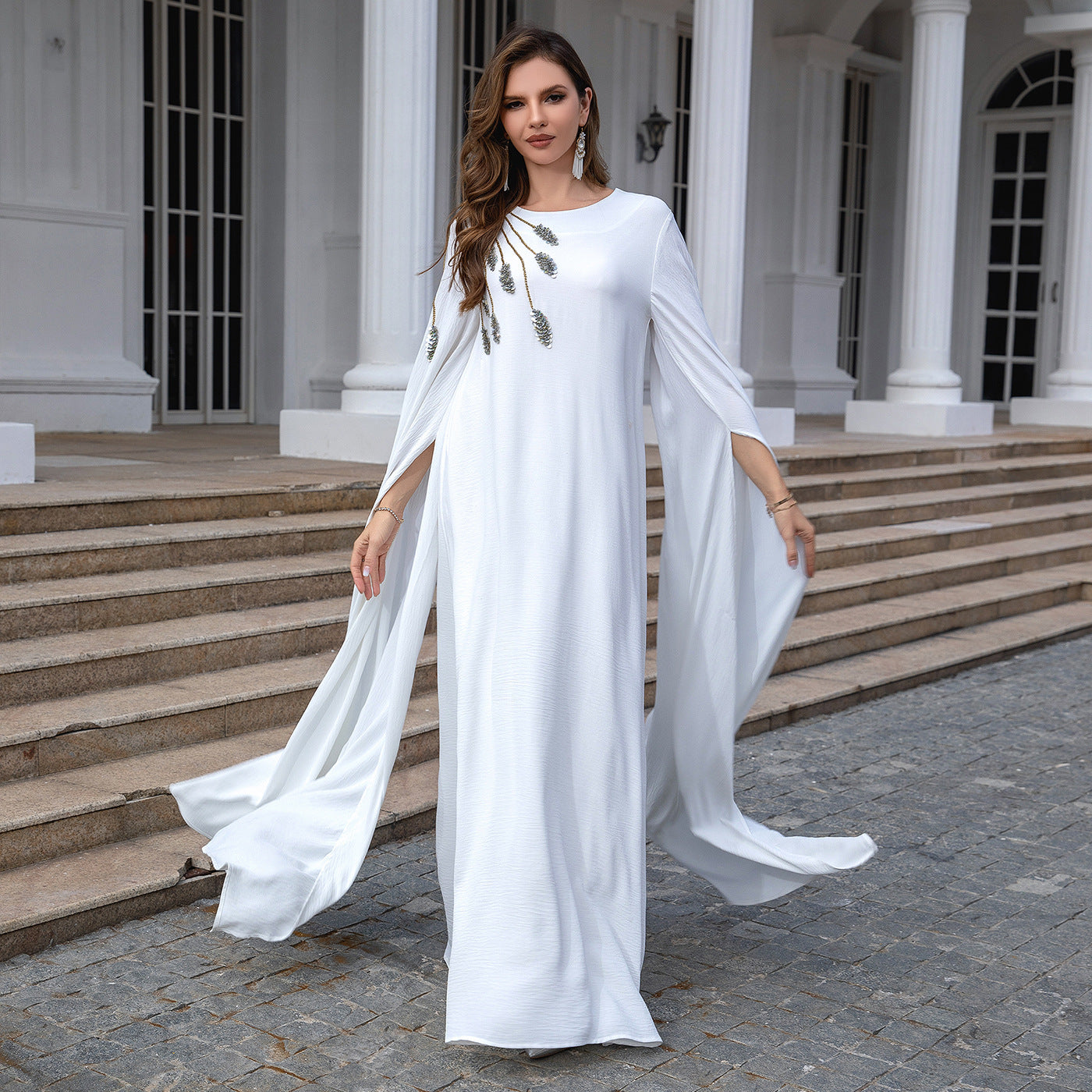Embroidered Maxi Abaya Robe – Elegant Evening Modesty