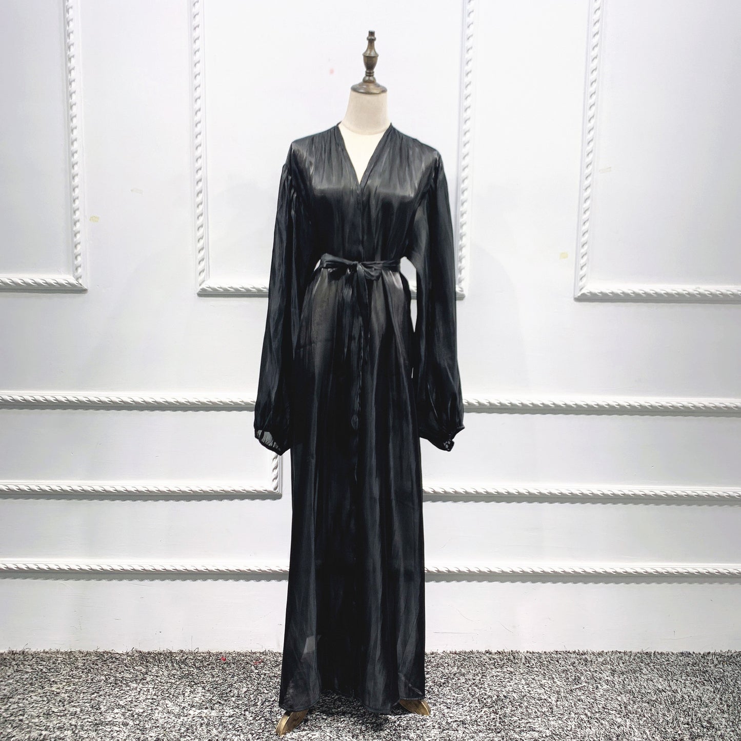 Puff-Sleeve Satin Abaya – Celebrate in Style