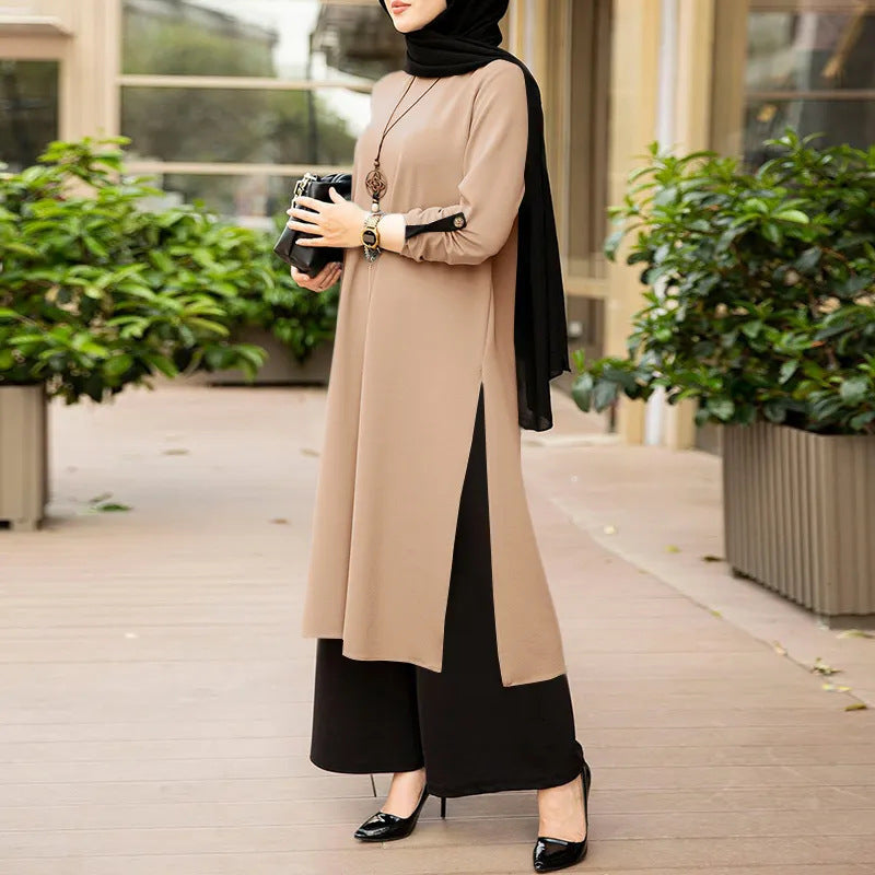Elegant Pure-Colour Dubai Robe – Modest, Stylish & Slit Detail