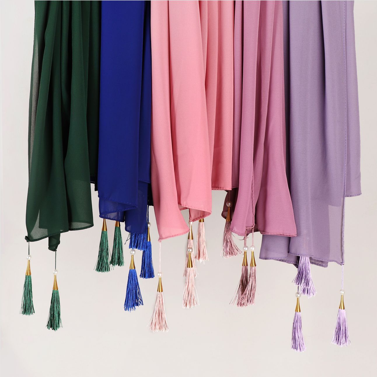 Soft Hijab Scarf with Four Tassel Corners – Everyday Chic