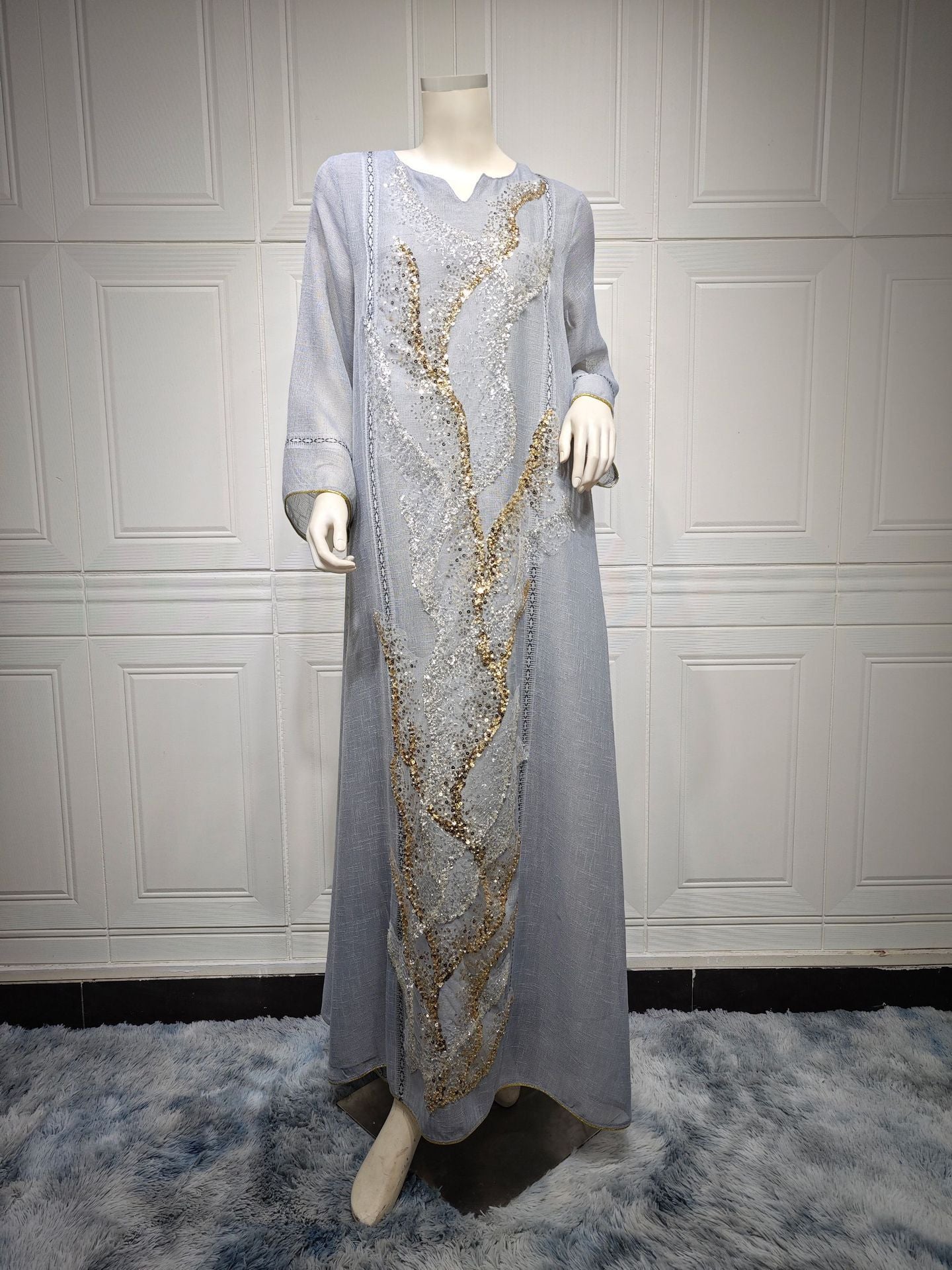 Elegant Sequined & Embroidered Abaya Robe – Modest Glamour