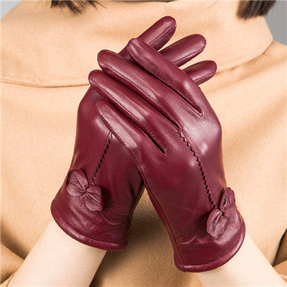 Women’s Elegant Warm Gloves – Soft Winter Comfort