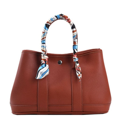 Floral Wild Garden Scarf Tote – Shoulder & Crossbody Chic