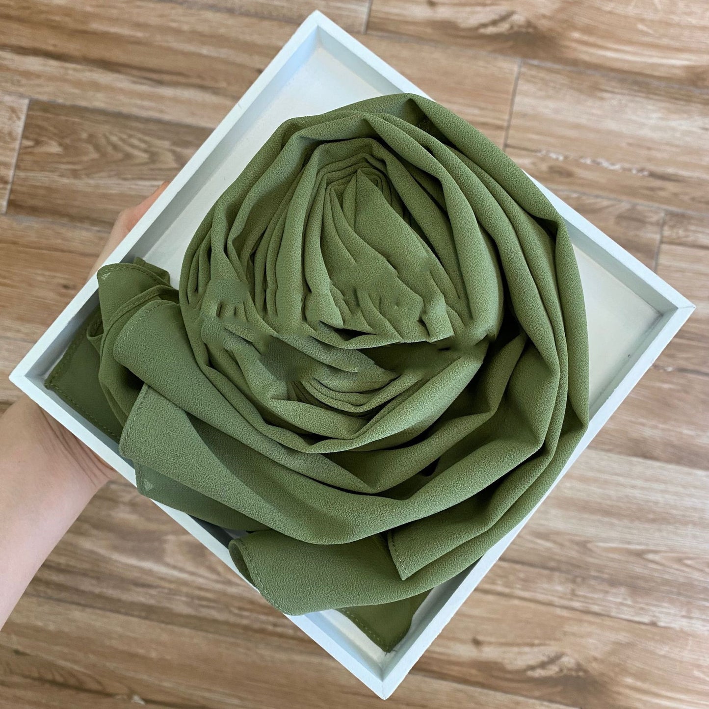 Solid Pearl Chiffon Hijab Scarf – Lightweight Elegance