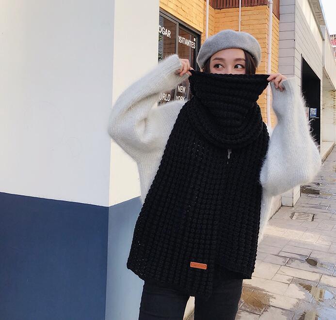 Thick Woolen Scarf – Simple Warm Winter Wrap